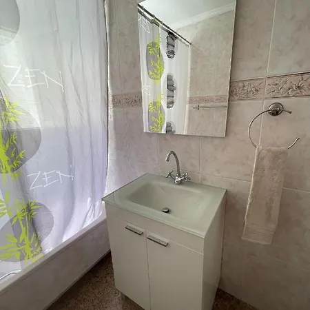 Encantadora Habitación Privada cerca del mar Málaga Exterior foto